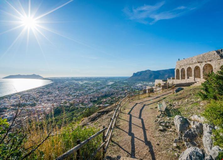 Ferienwohnung Vicolo Rappini Terracina Exterior foto